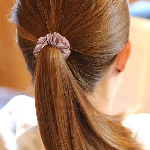 Satin hair scrunchies - thin - pack of 4 - Picture 3 of 3